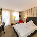 Quellenhof 3*