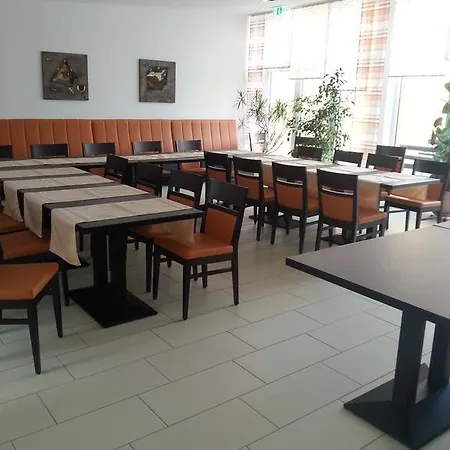 昆兰霍夫酒店 酒店